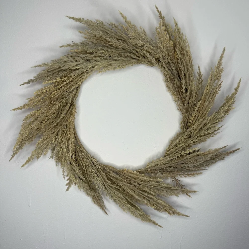 Small Faux-Dried Pampas Grass Wreath